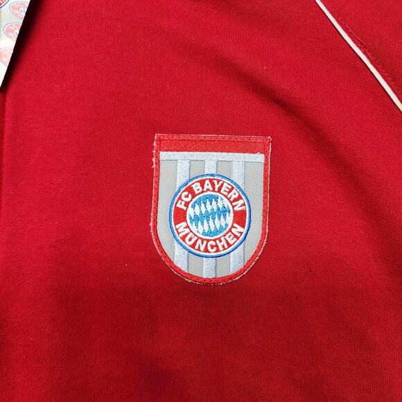 BNWT FC Bayern Originals Full-Zip Track Jacket Top Red Size Men's Medium Euro - Picture 2 of 8
